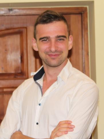 Tamás, 45 éves pécsi társkereső férfi profil fotója