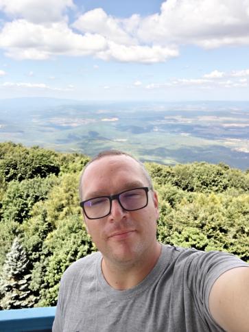 Szilárd, 36 éves múcsonyi társkereső férfi profil fotója