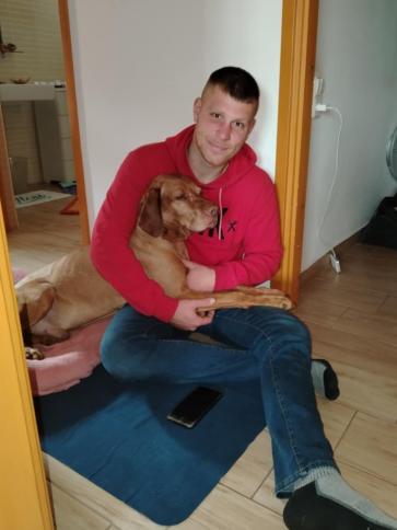 Dani, 26 éves ábrahámhegyi társkereső férfi profil fotója