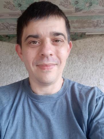 István, 46 éves karácsondi társkereső férfi profil fotója