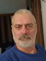 Sziasztok! Zsolt vagyok. Komoly mohácsi párkereső nők jelentkezését várom.