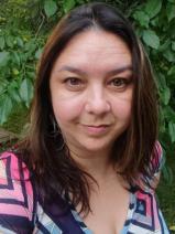 Sziasztok! Rézia vagyok. Online Budapest XXI. kerületi randizni vágyó férfiak jelöljetek kedvencnek.