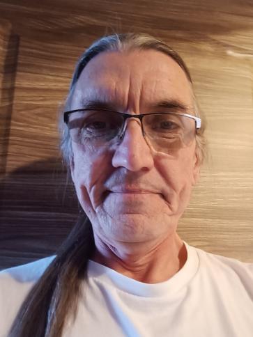 Zsolt, 59 éves győri társkereső férfi profil fotója