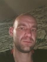 Sziasztok! Dávid vagyok. Online abdai randizni vágyó nők kattinsatok a kedvenc gombra.