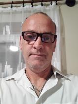 Sziasztok! József vagyok. Komoly péceli párkereső nők jelentkezését várom.