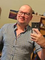 Sziasztok! Andris vagyok. Diplomás Budapest XIII. kerületi társkereső nőket keresek ismerkedési célból.