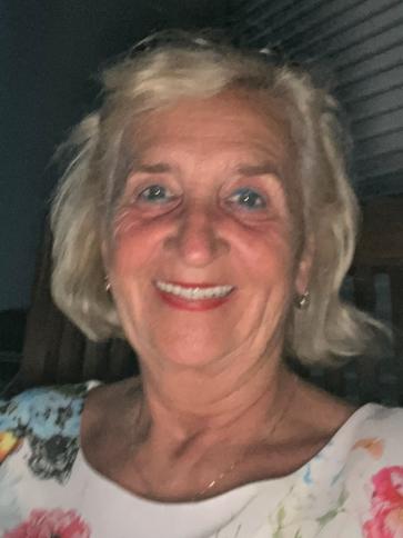 Erzsébet, 69 éves gödi társkereső nő profil fotója