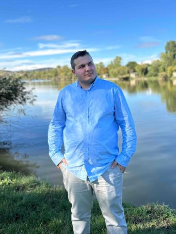 Tamás