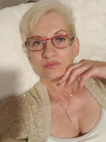 Ildiko, 56 éves hollandiai társkereső nő profil fotója