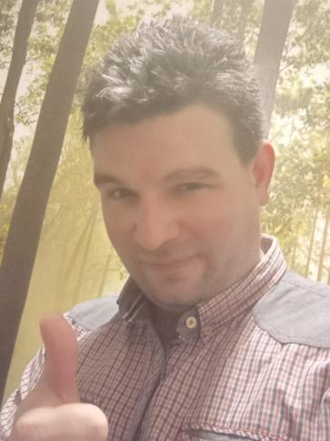 Károly, 32 éves Budapest XIX. kerületi társkereső férfi profil fotója