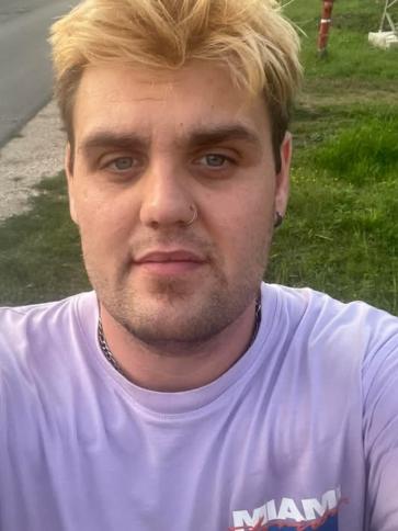 Krisztián, 27 éves tatabányai társkereső férfi profil fotója
