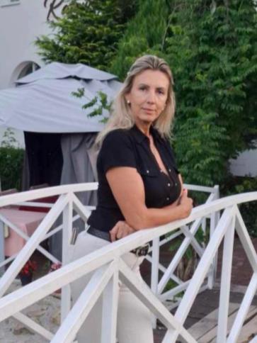 Mona, 56 éves bátonyterenyei társkereső nő profil fotója