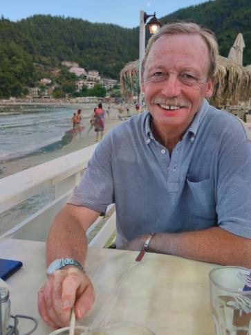 József, 64 éves Budapest XVIII. kerületi társkereső férfi profil fotója