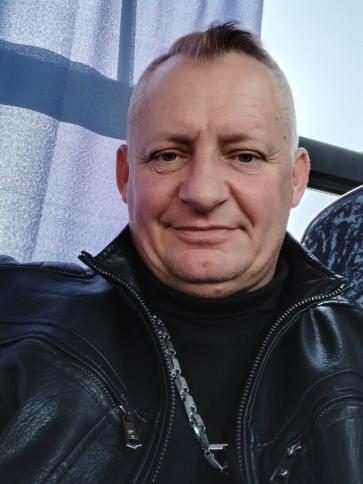 Imi, 50 éves karcagi társkereső férfi profil fotója Imi, 50 éves karcagi társkereső férfi profil fotója