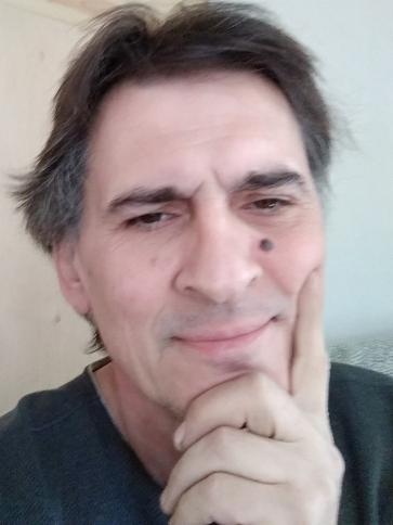 Károly, 56 éves Budapest XII. kerületi társkereső férfi profil fotója Károly, 56 éves Budapest XII. kerületi társkereső férfi profil fotója