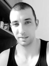 Sziasztok! Viktor vagyok. Fiatal soproni párkereső lányokkal chatelnék.