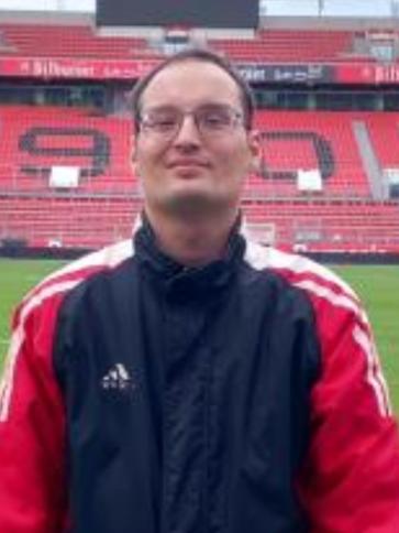 Zsolt, 38 éves romániai társkereső férfi profil fotója