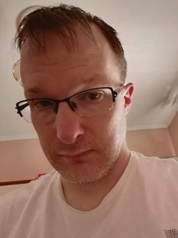 Ricsi, 39 éves beledi társkereső férfi profil fotója