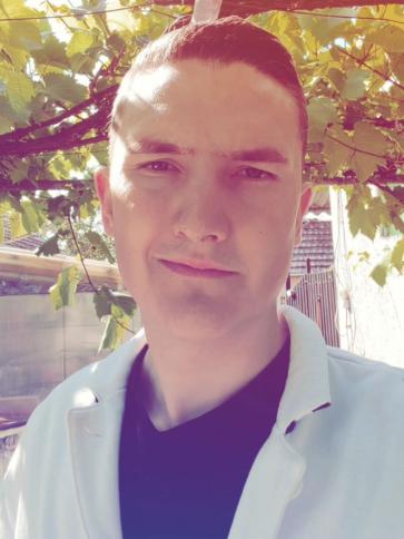 István, 23 éves kecskeméti társkereső férfi profil fotója
