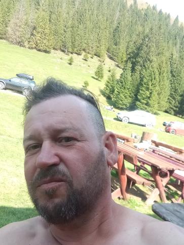 Tamás, 49 éves biharkeresztesi társkereső férfi profil fotója