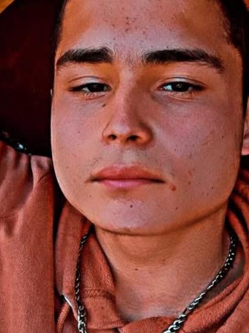 Zoltán, 19 éves szlovákiai társkereső férfi profil fotója