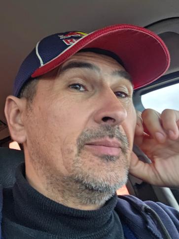 Istvan, 42 éves romániai társkereső férfi profil fotója