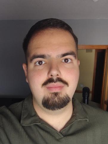 Bence, 27 éves Budapest XV. kerületi társkereső férfi profil fotója