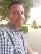 Sziasztok! István vagyok. Komoly foktői párkereső nők jelentkezését várom.