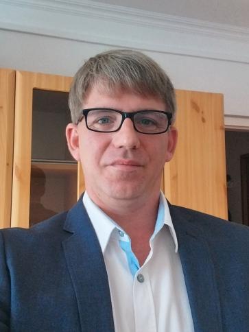 Péter, 48 éves kazincbarcikai társkereső férfi profil fotója