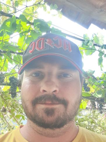 Péter, 42 éves szlovákiai társkereső férfi profil fotója