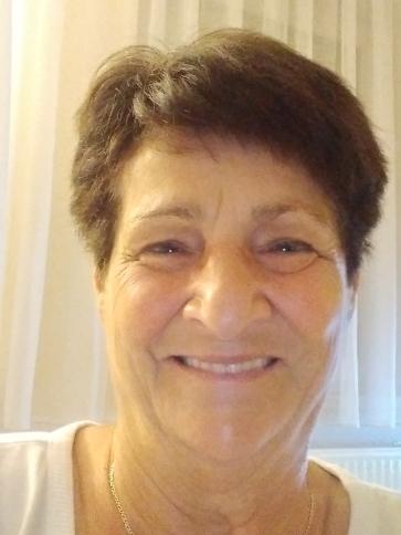Zsuzsanna, 70 éves soproni társkereső nő profil fotója