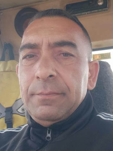 Attila, 49 éves szerencsi társkereső férfi profil fotója