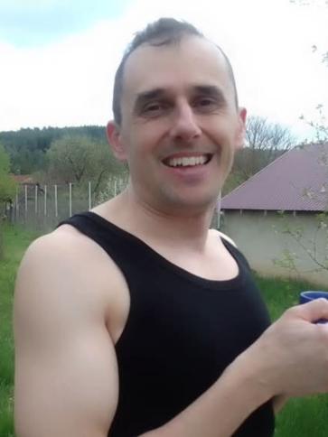 András