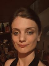 Sziasztok! Juditlea vagyok. Online Budapest XIX. kerületi randizni vágyó férfiak jelöljetek kedvencnek.