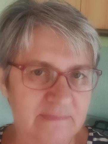 Marika, 69 éves tiszavárkonyi társkereső nő profil fotója