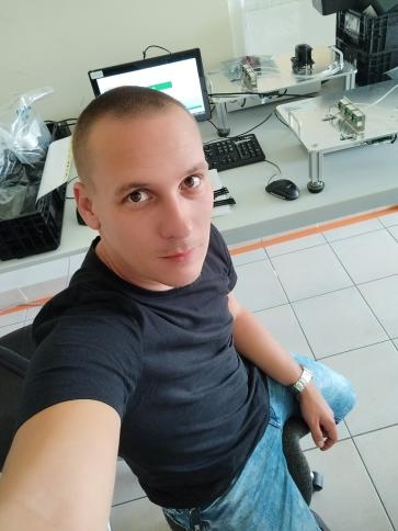 Dani, 35 éves sülysápi társkereső férfi profil fotója