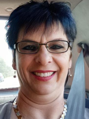 Mónika, 52 éves szekszárdi társkereső nő profil fotója
