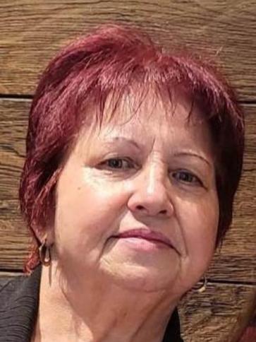 Marcsi, 67 éves törökszentmiklósi társkereső nő profil fotója