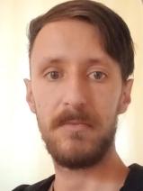 Sziasztok! Erhard vagyok. fényképes Budapest XV. kerületi társkereső keresztény nők írjatok.