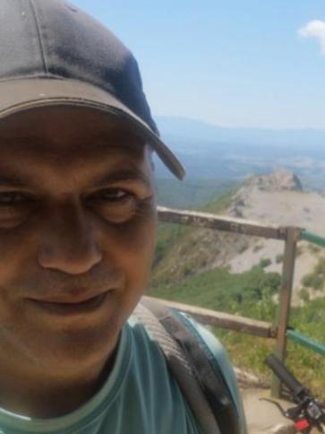 Gábor, 44 éves makói társkereső férfi profil fotója