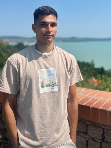 Ádám, 23 éves székesfehérvári társkereső férfi profil fotója