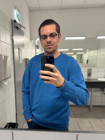 Zsolti, 24 éves egri társkereső férfi profil fotója