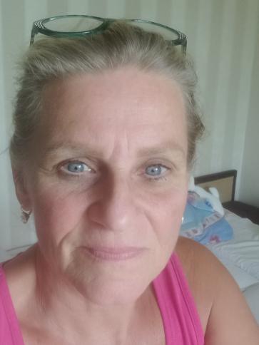 Gabriella, 61 éves Budapest I. kerületi társkereső nő profil fotója