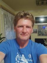 Sziasztok! Ferenc vagyok. Komoly nagyigmándi párkereső nők jelentkezését várom.
