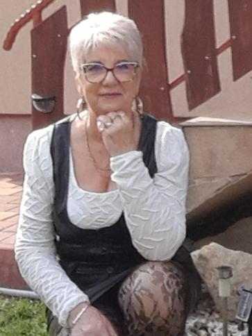 Judit, 61 éves tápiósági társkereső nő profil fotója