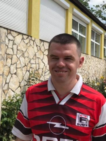 János