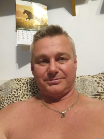 István, 54 éves Budapest XV. kerületi társkereső férfi profil fotója