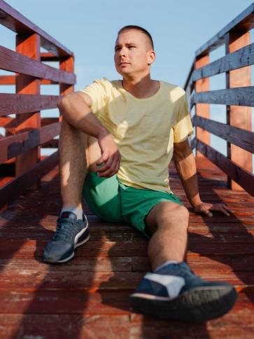 Ákos, 34 éves bugyi társkereső férfi profil fotója