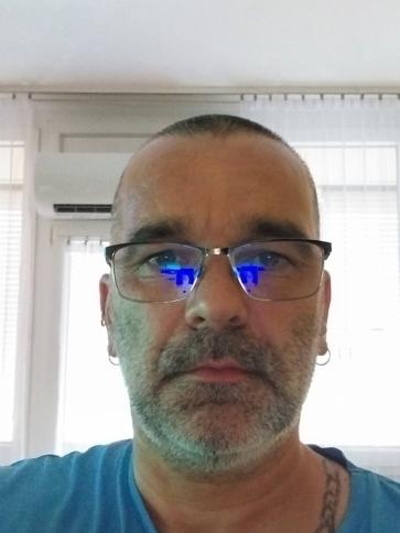 Szilárd, 48 éves nagykanizsai társkereső férfi profil fotója