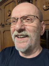 Sziasztok! István vagyok. Komoly barbacsi párkereső nők jelentkezését várom.